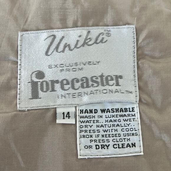 Forecaster Unika Vintage Beige Lightweight Trench Coat Size 14 Belt Travel - Picture 5 of 9